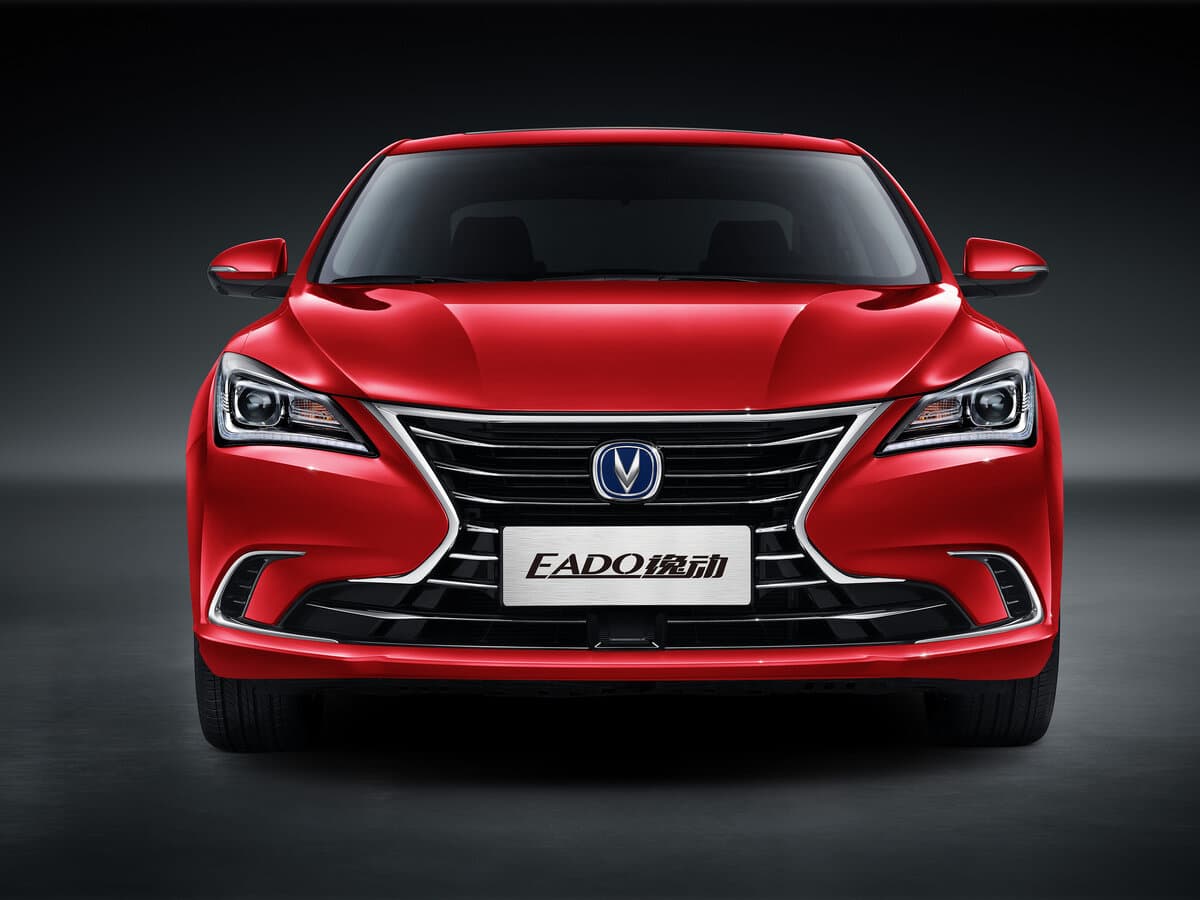Changan Eado II — Öndən