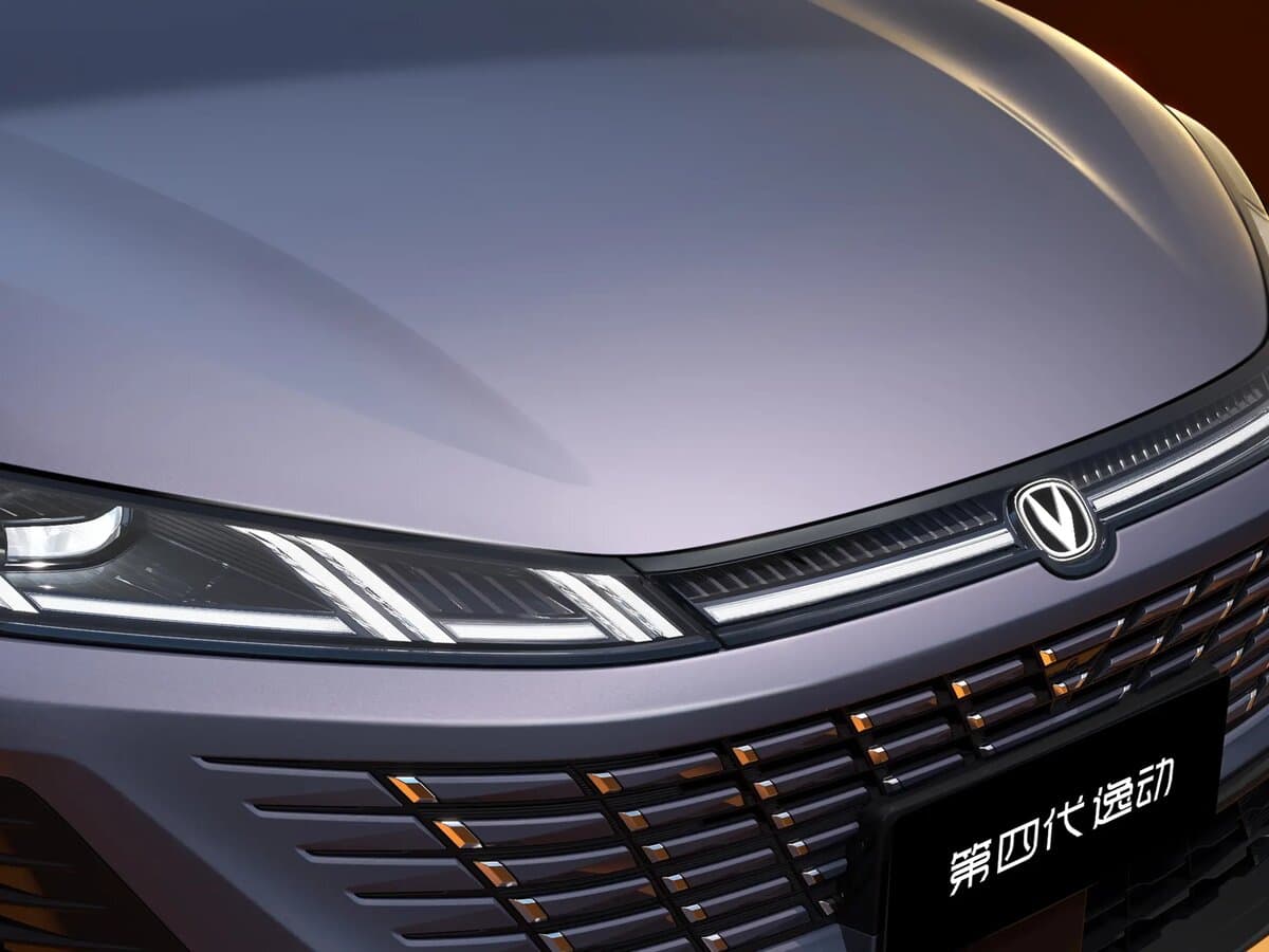 Changan Eado IV — Fara