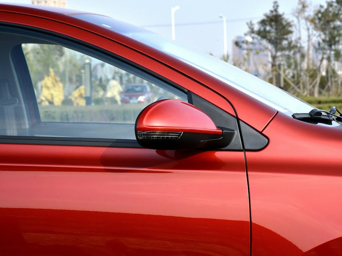 Chery Arrizo 3 I — Yan güzgü