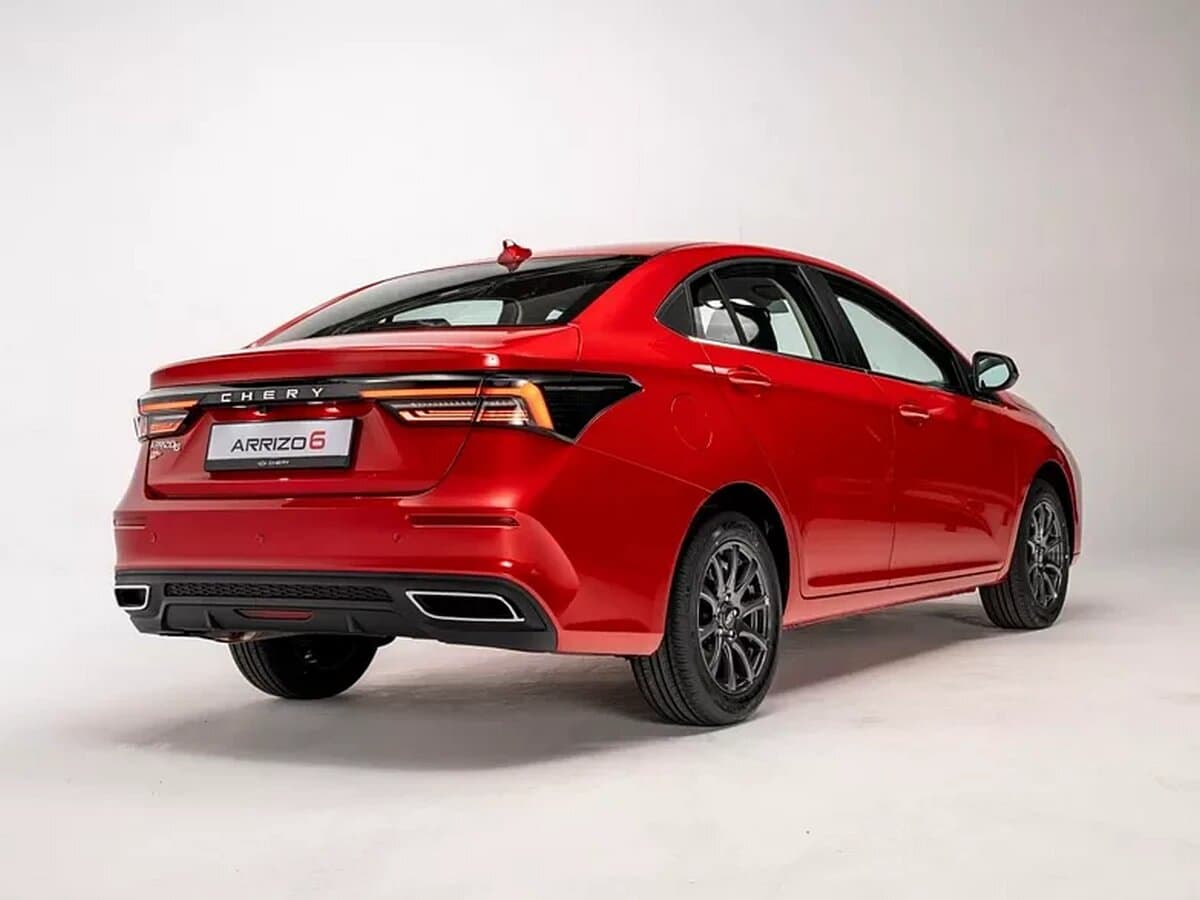Chery Arrizo 6 II — 3/4 arxadan