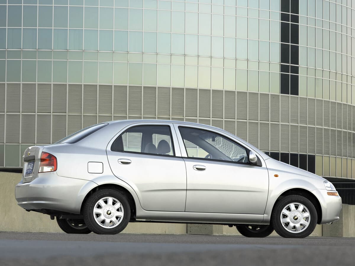 Chevrolet Aveo I — Yandan