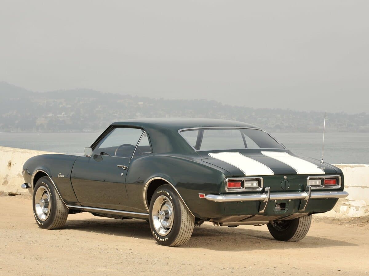 Chevrolet Camaro I — 3/4 arxadan