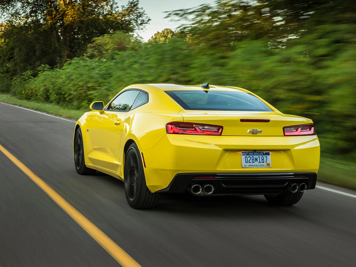 Chevrolet Camaro VI — 3/4 arxadan