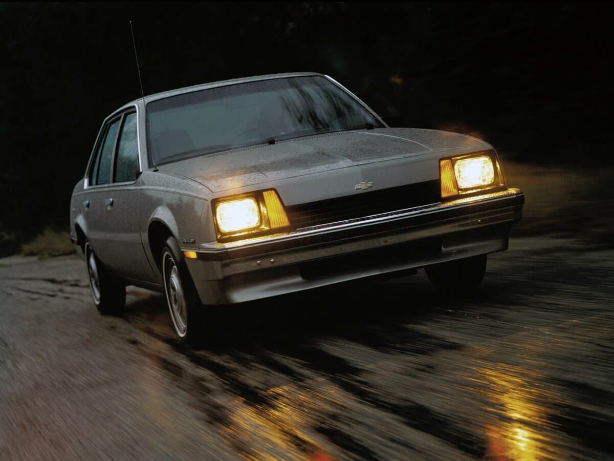 Chevrolet Cavalier I — öndən görünüş