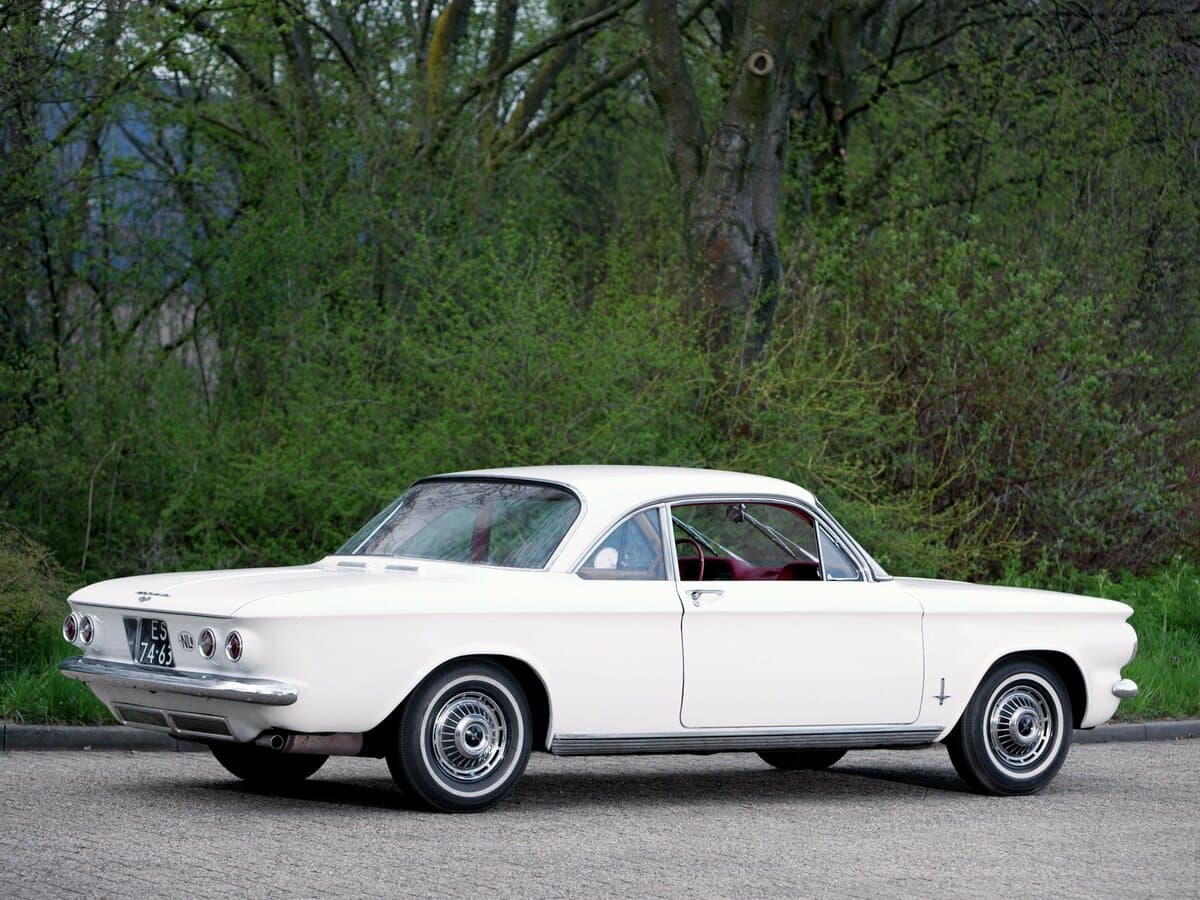 Chevrolet Corvair I — 3/4 arxadan