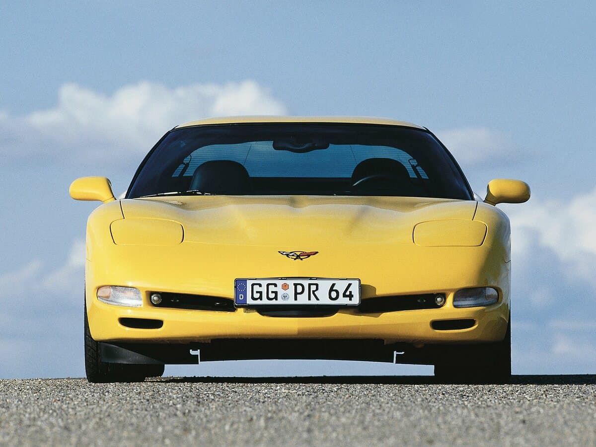 Chevrolet Corvette C5 — Öndən