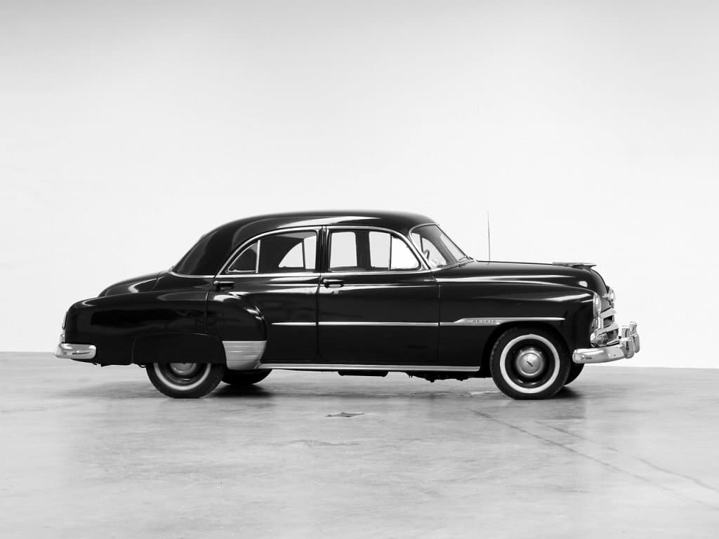 Chevrolet Deluxe II — Yandan