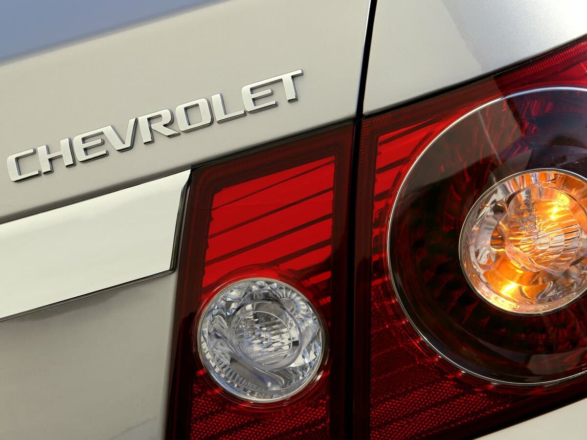 Chevrolet Epica V250 — Detal