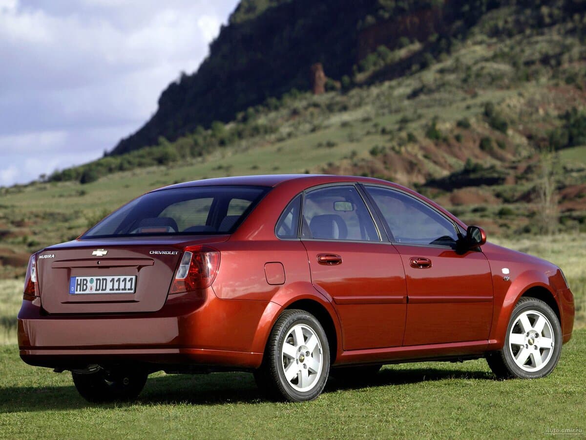 Chevrolet Lacetti I — 3/4 arxadan