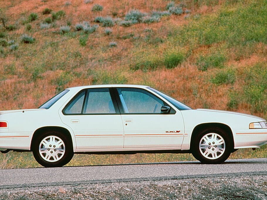 Chevrolet Lumina I — Yandan