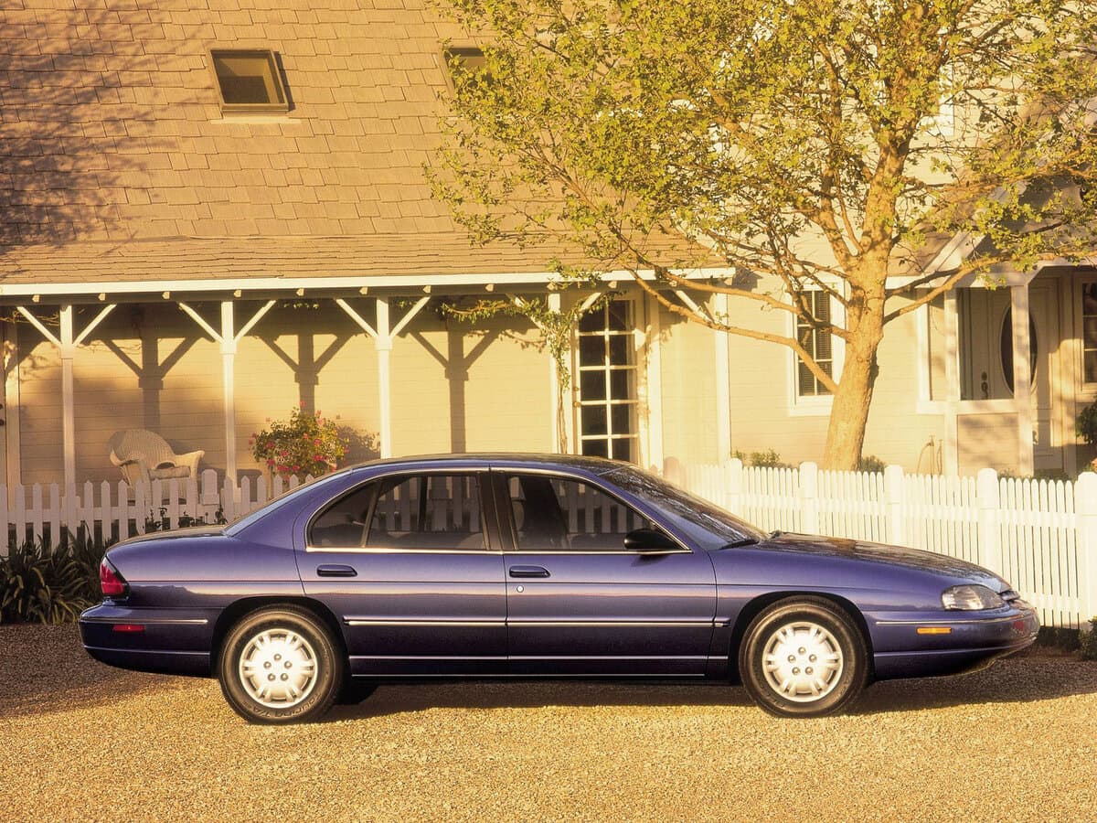 Chevrolet Lumina II — Yandan