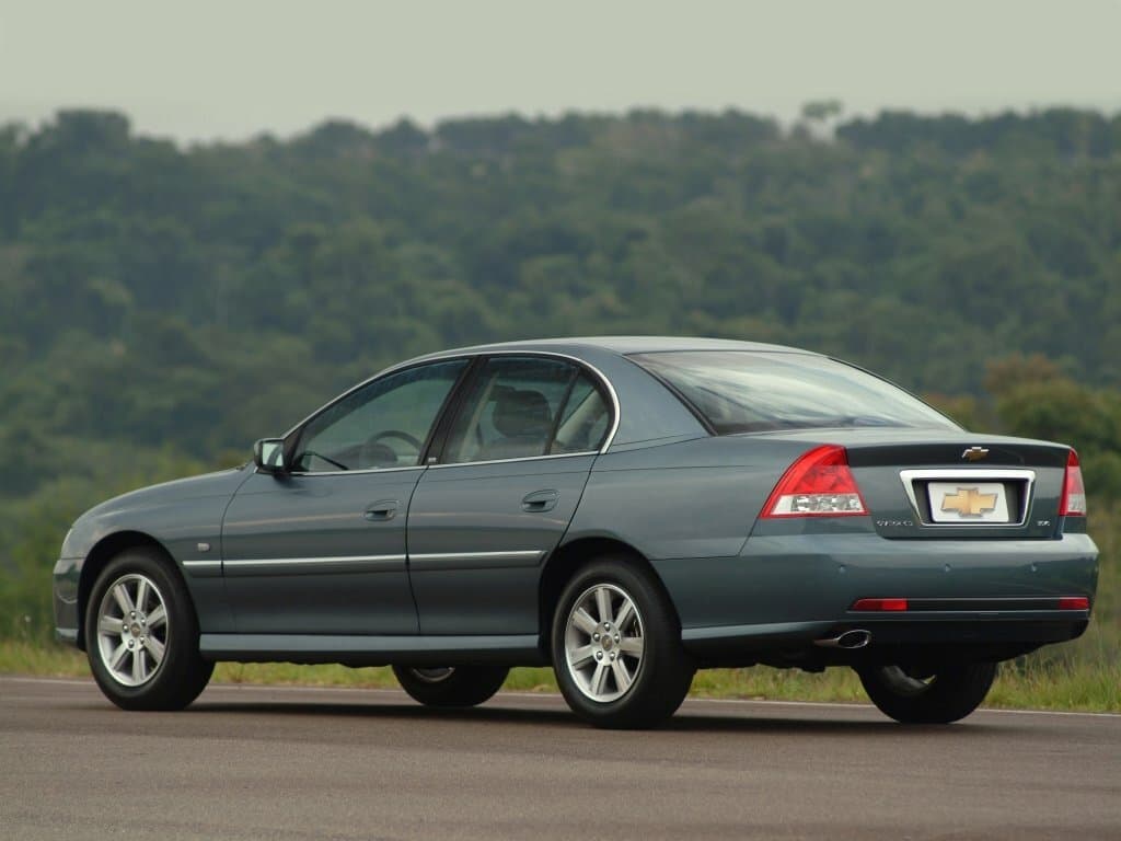 Chevrolet Omega B — 3/4 arxadan