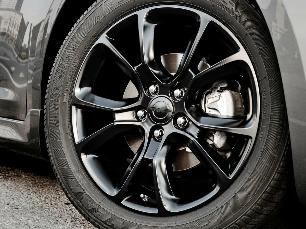 Chrysler 200 I — Təkər