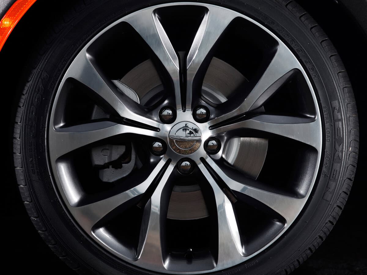 Chrysler 200 II — Təkər