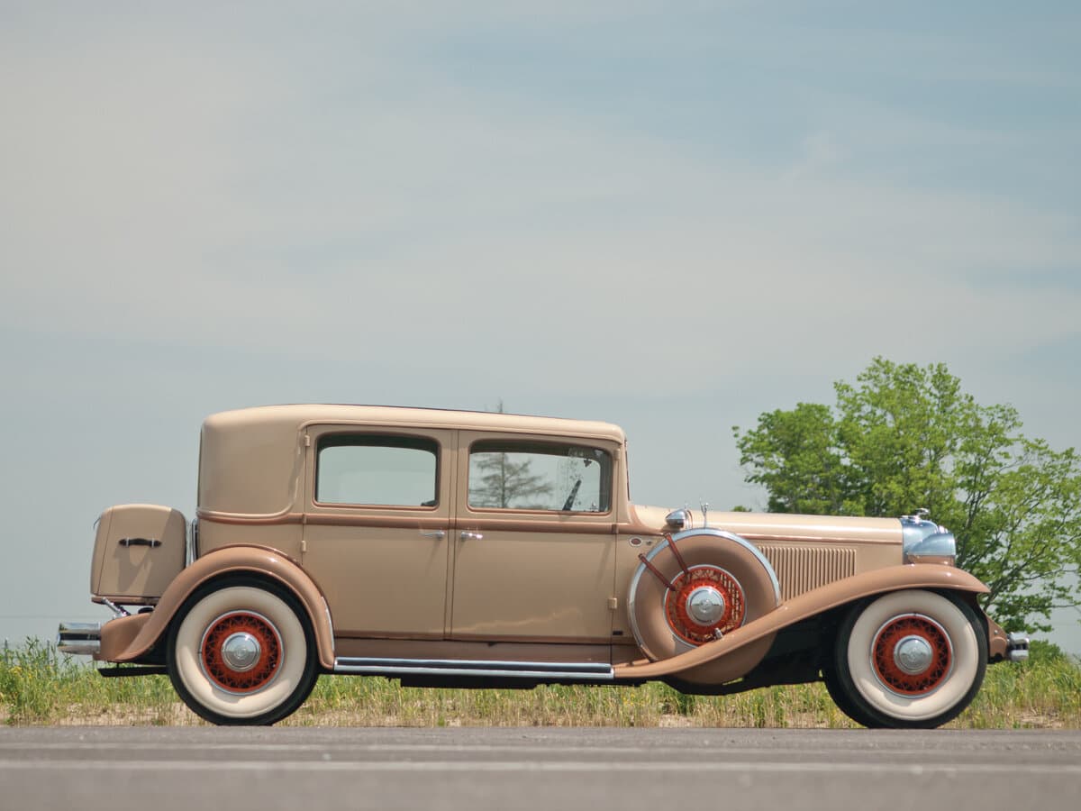 Chrysler Imperial II — Yandan