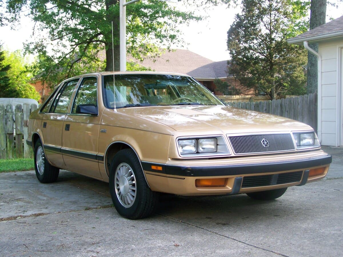 Chrysler LeBaron III — öndən görünüş