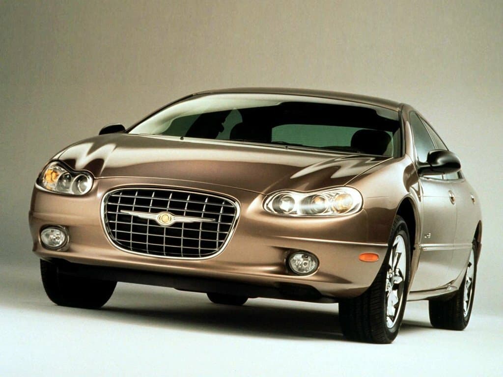 Chrysler LHS II — Öndən