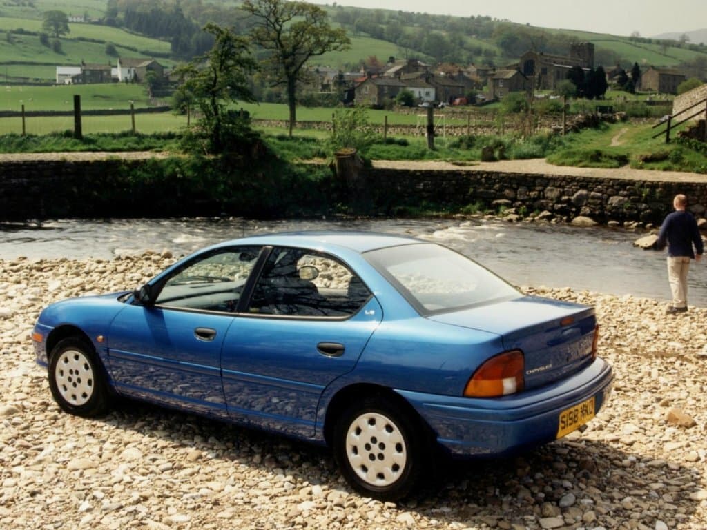 Chrysler Neon I — 3/4 arxadan