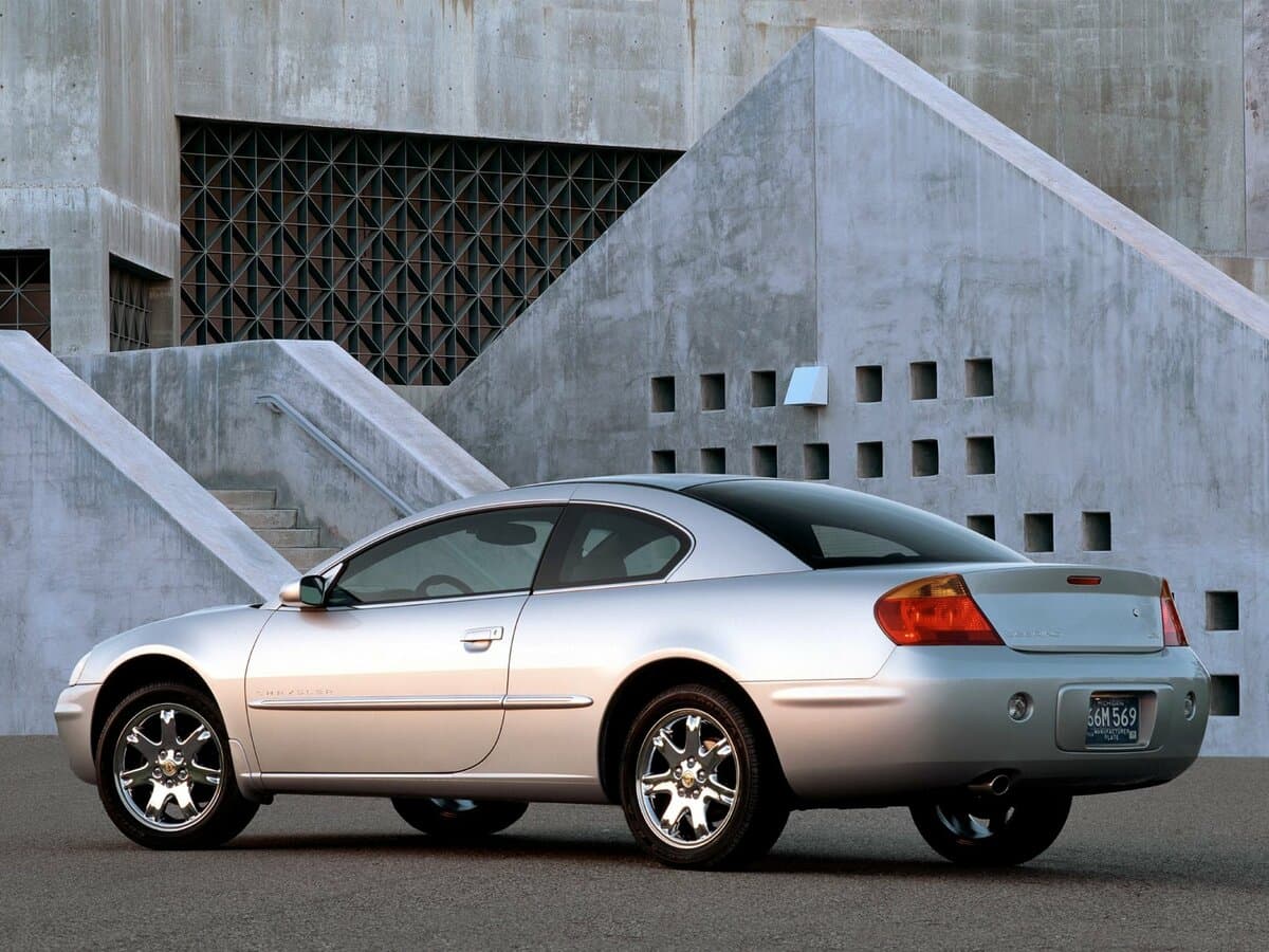 Chrysler Sebring II — 3/4 arxadan