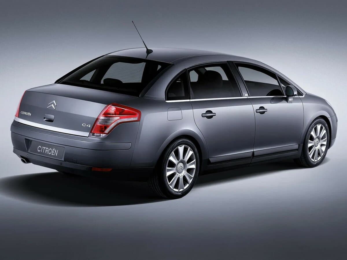 Citroen C4 I — 3/4 arxadan