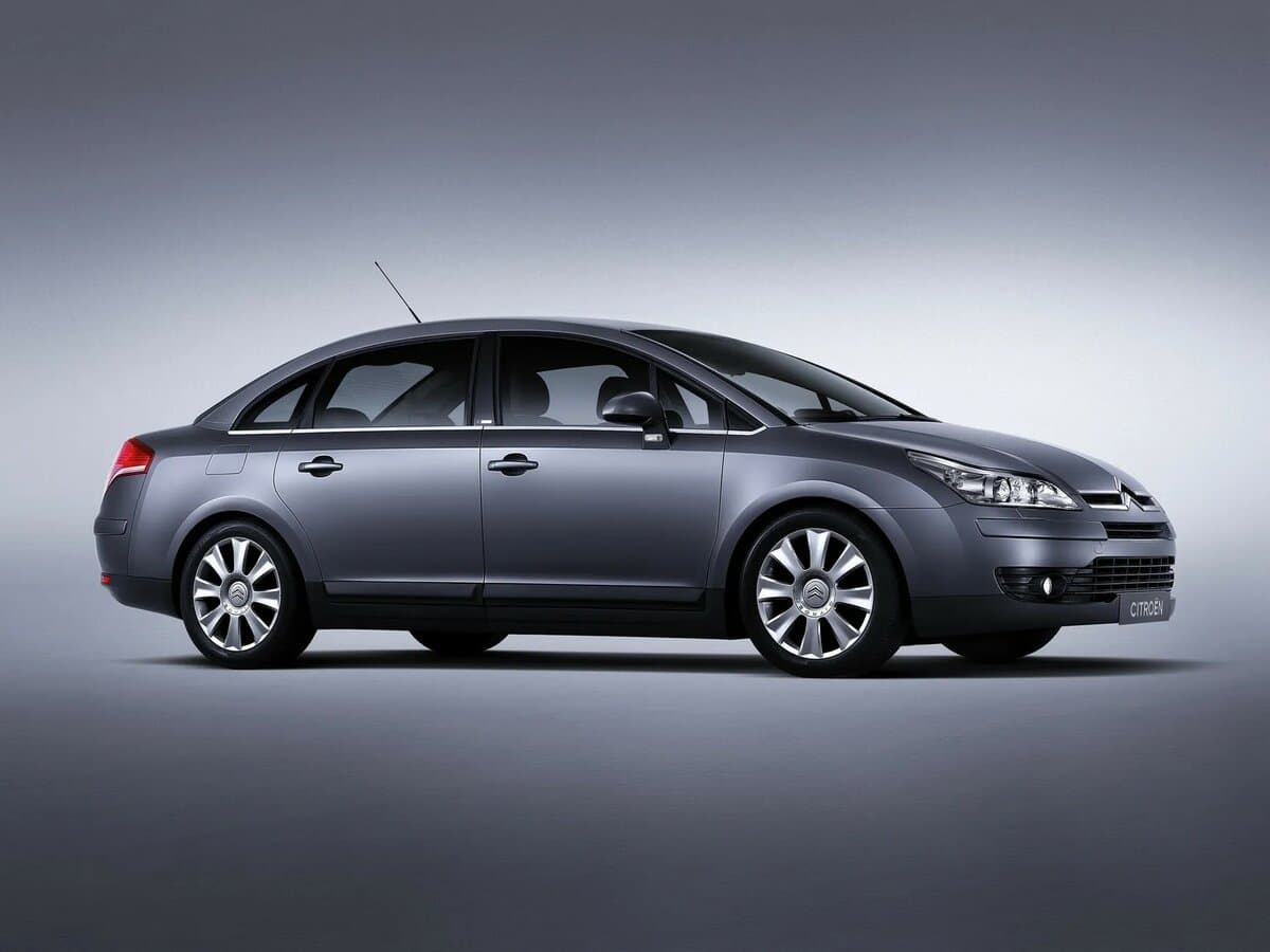 Citroen C4 I — Yandan