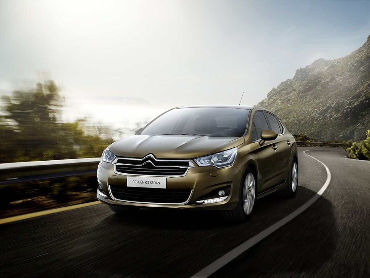 Citroen C4 II — Öndən