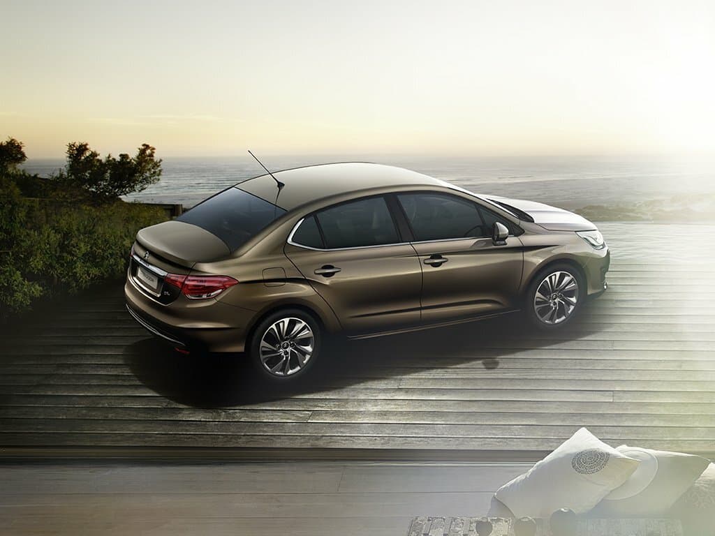 Citroen C4 II — 3/4 arxadan