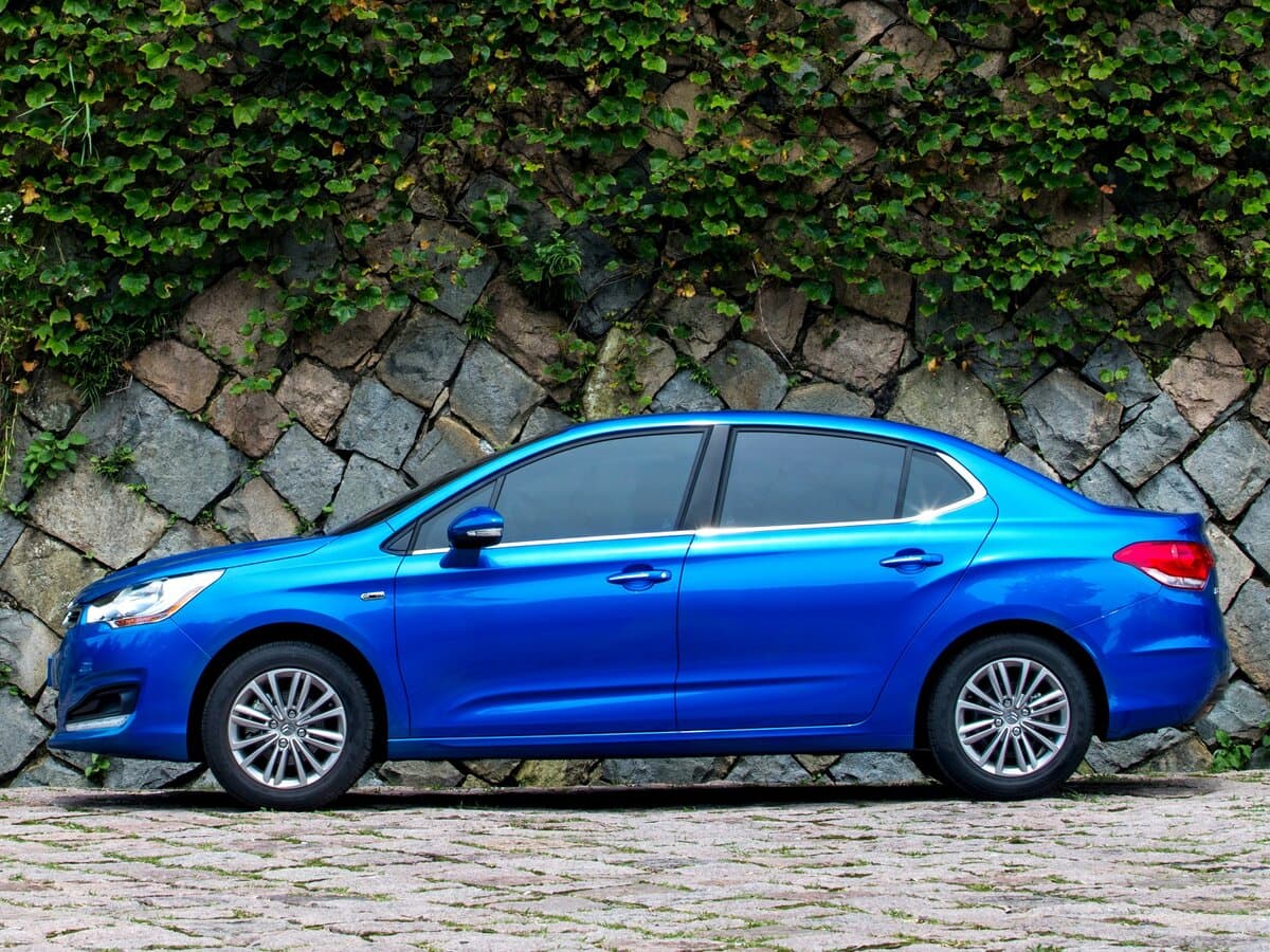 Citroen C4 II — Yandan