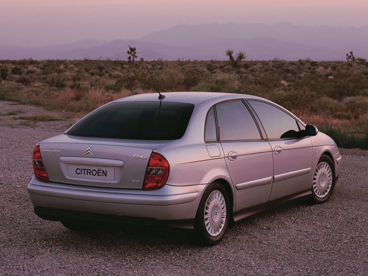 Citroen C5 I — 3/4 arxadan