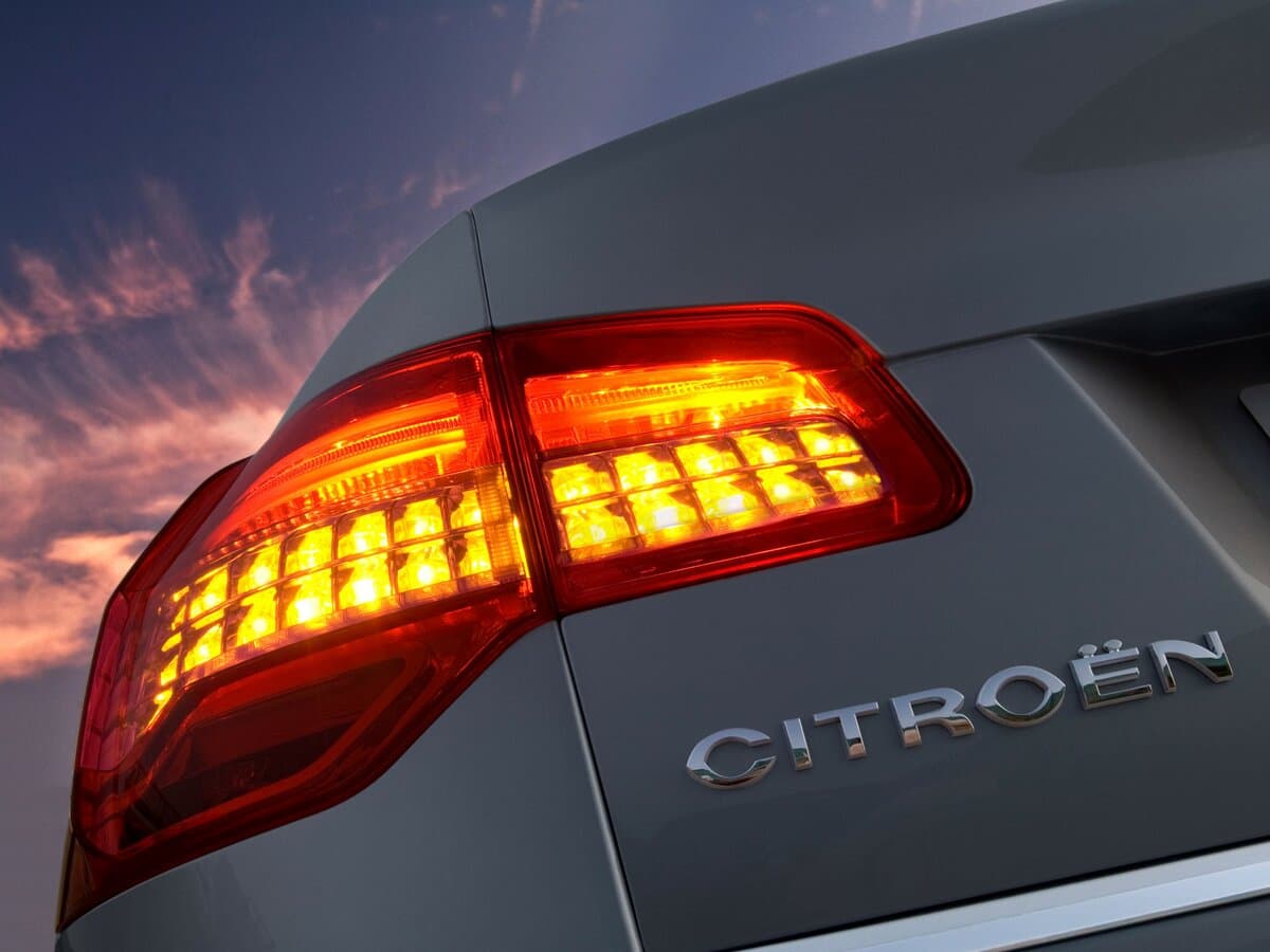 Citroen C5 II — Detal