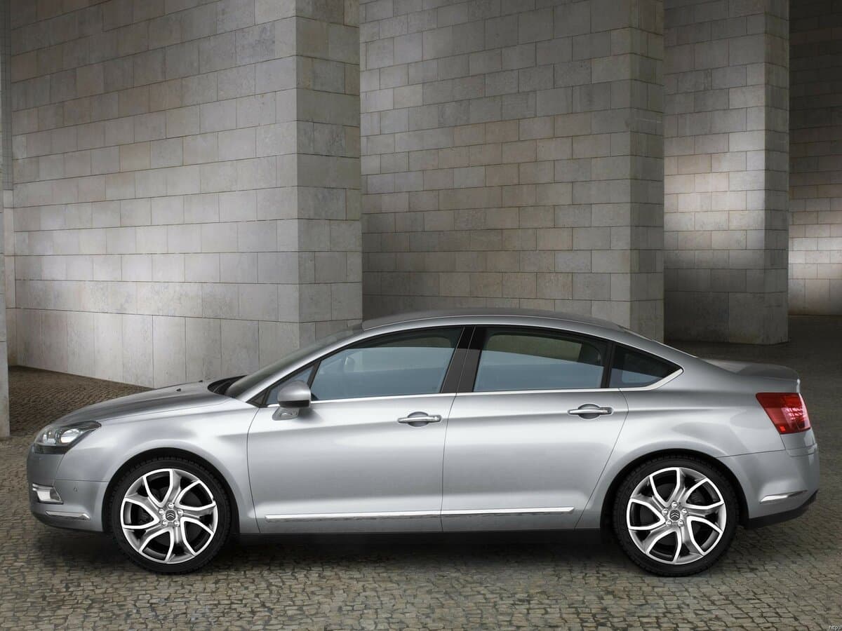 Citroen C5 II — Yandan