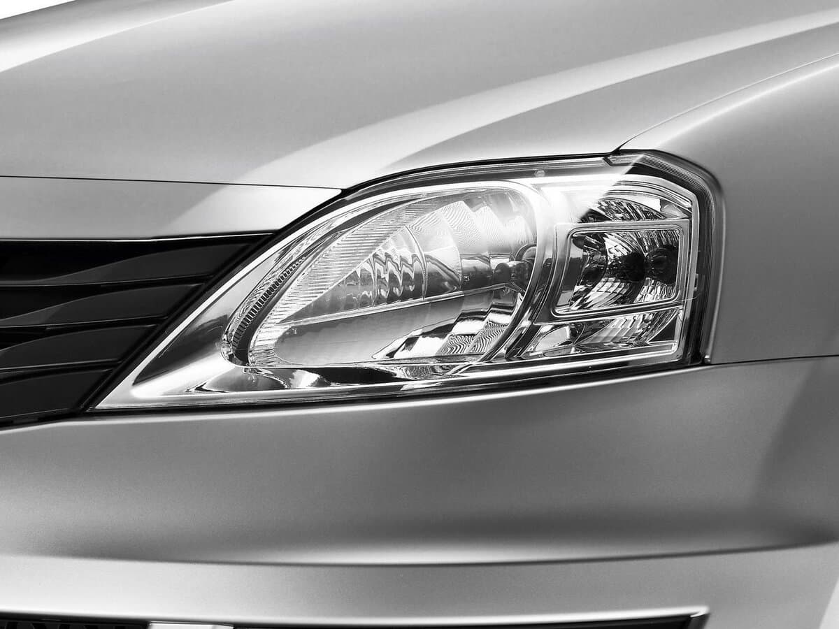 Dacia Logan I — Fara