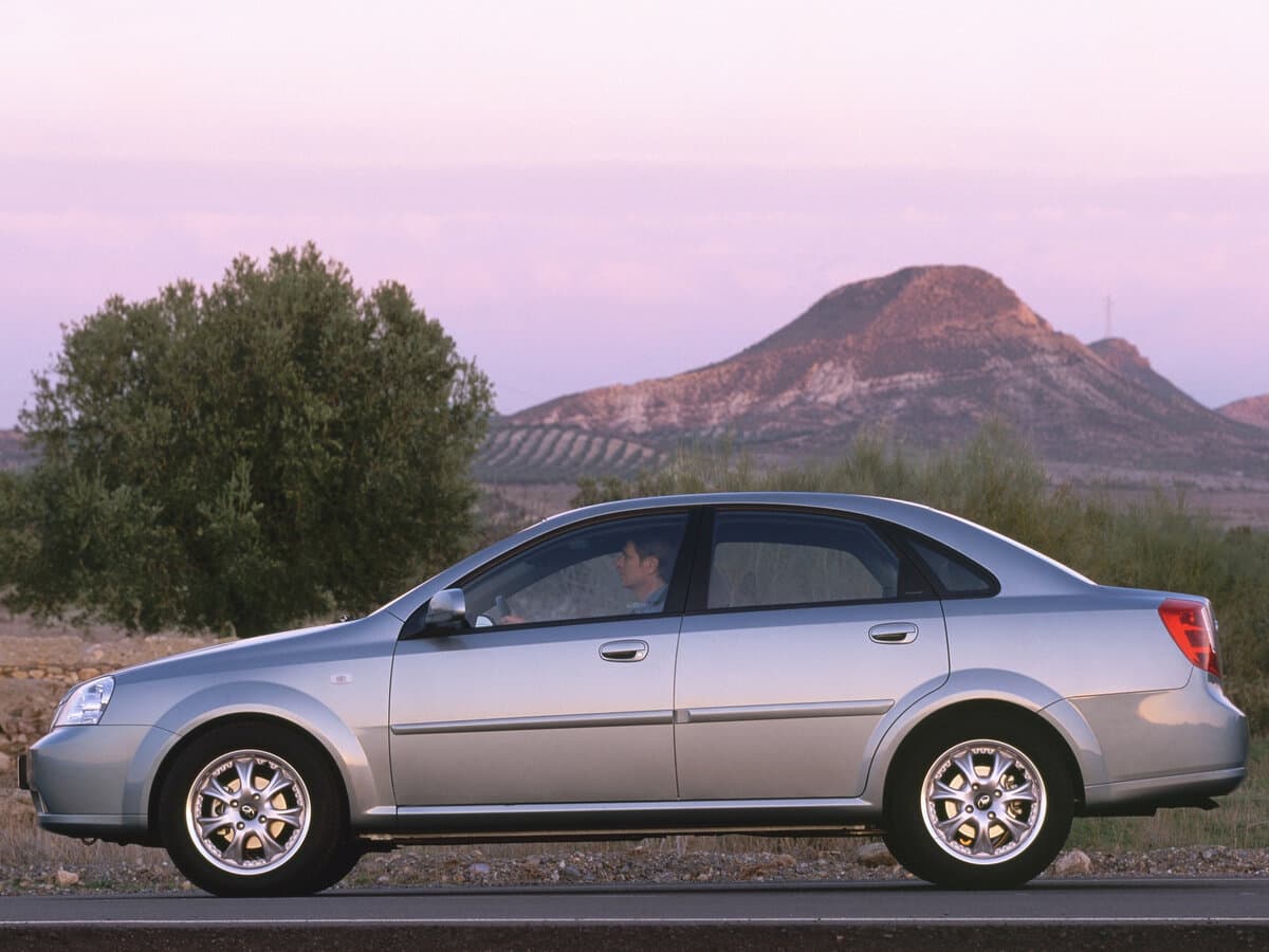 Daewoo Nubira III — Yandan