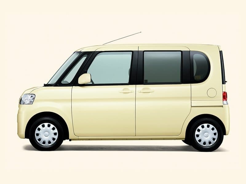 Daihatsu Tanto III — Yandan