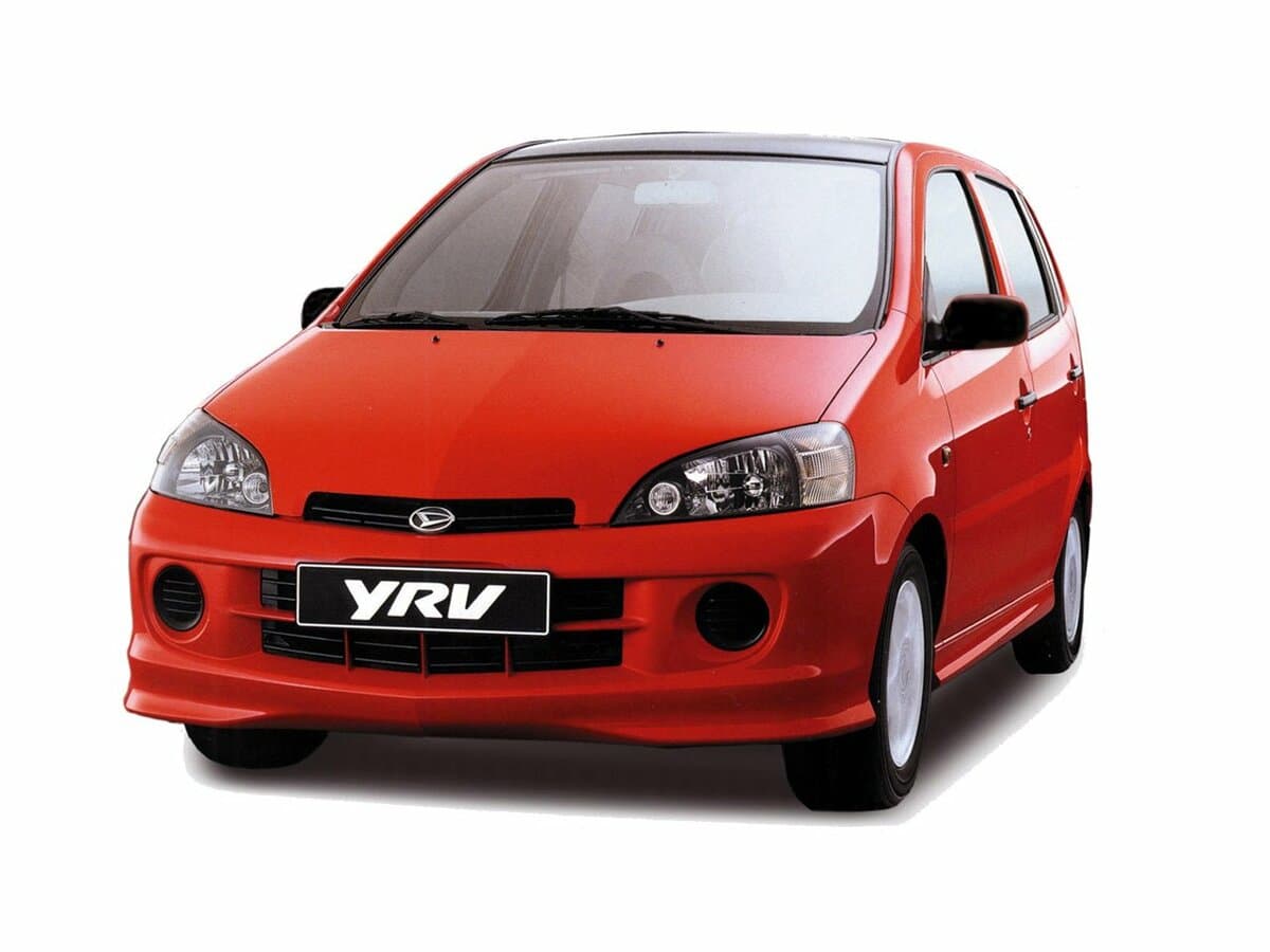 Daihatsu YRV I — Öndən