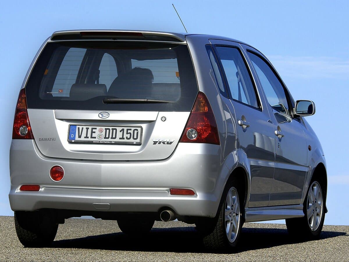 Daihatsu YRV I — Arxadan