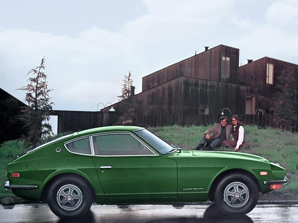 Datsun 240Z 1970 – 1973 — Yandan
