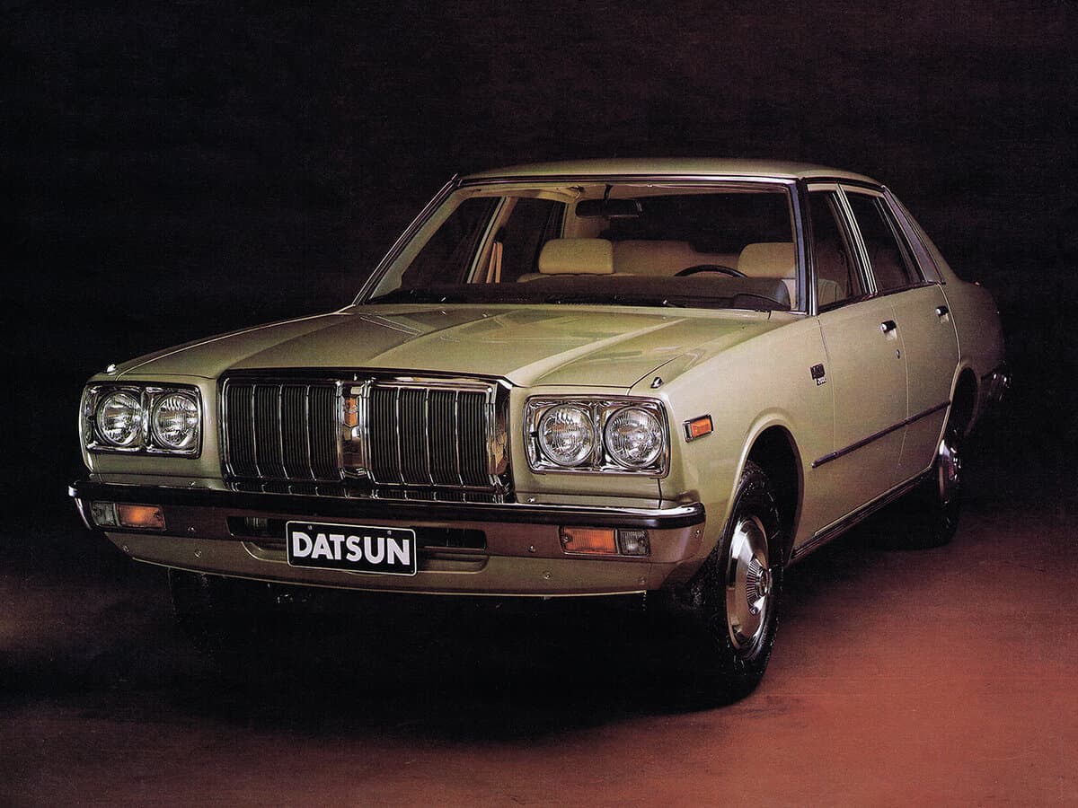 Datsun Laurel III — Öndən