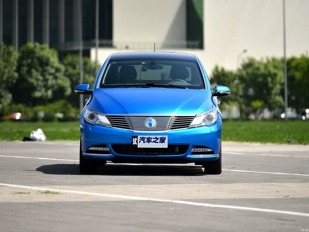 Denza 500 I — Öndən