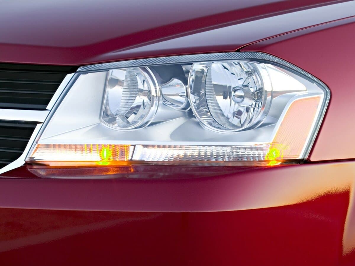 Dodge Avenger II — Fara