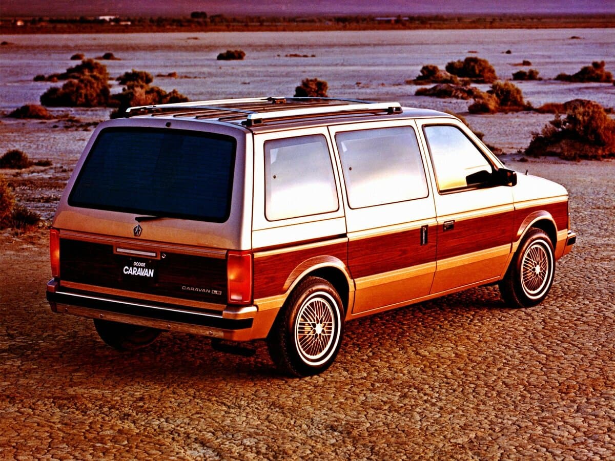 Dodge Caravan I — 3/4 arxadan
