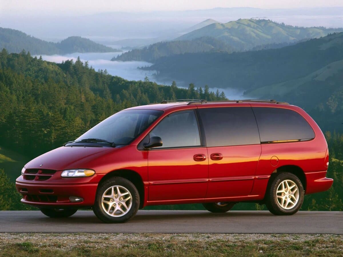Dodge Caravan III
