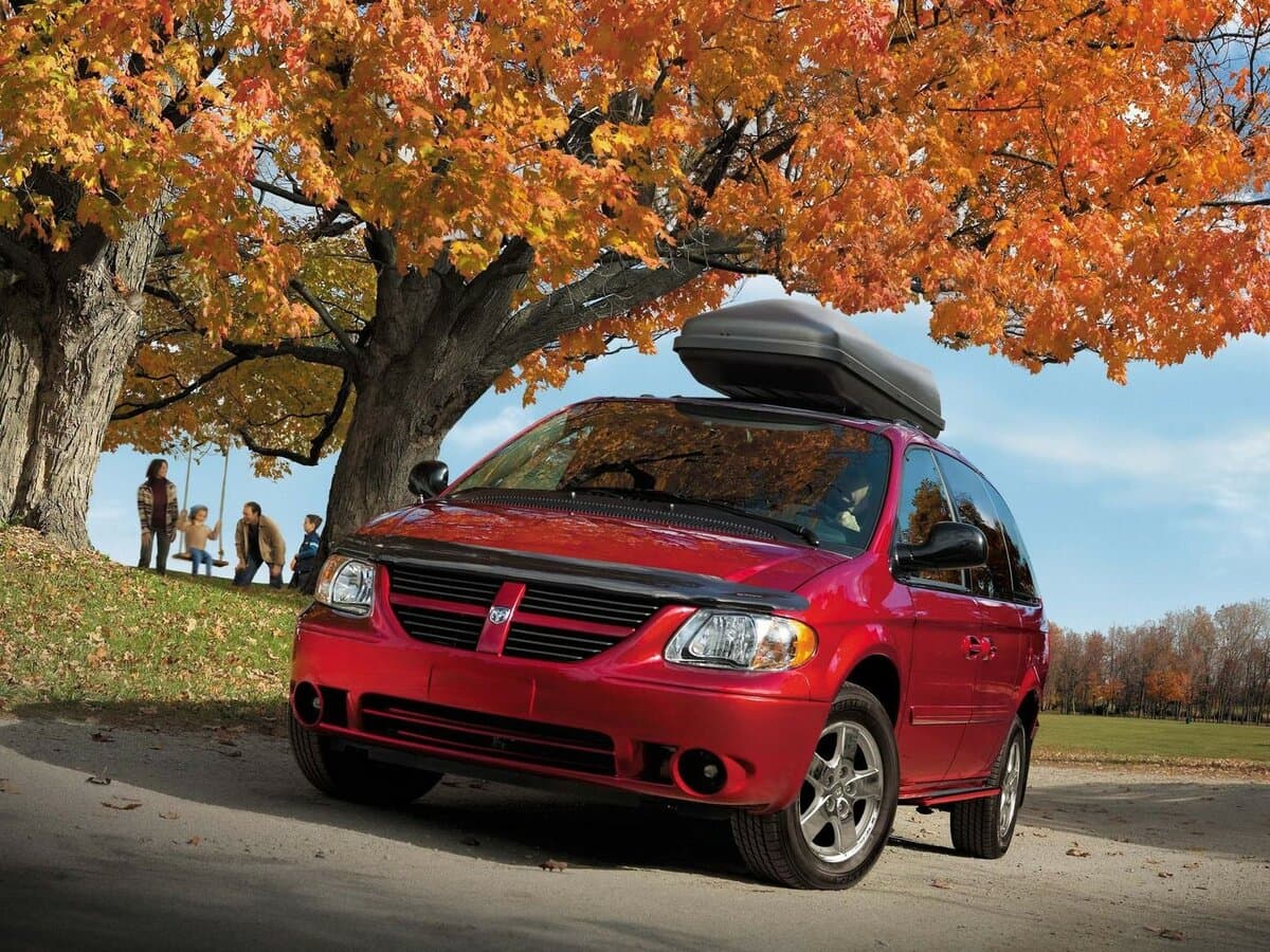 Dodge Caravan IV — Öndən