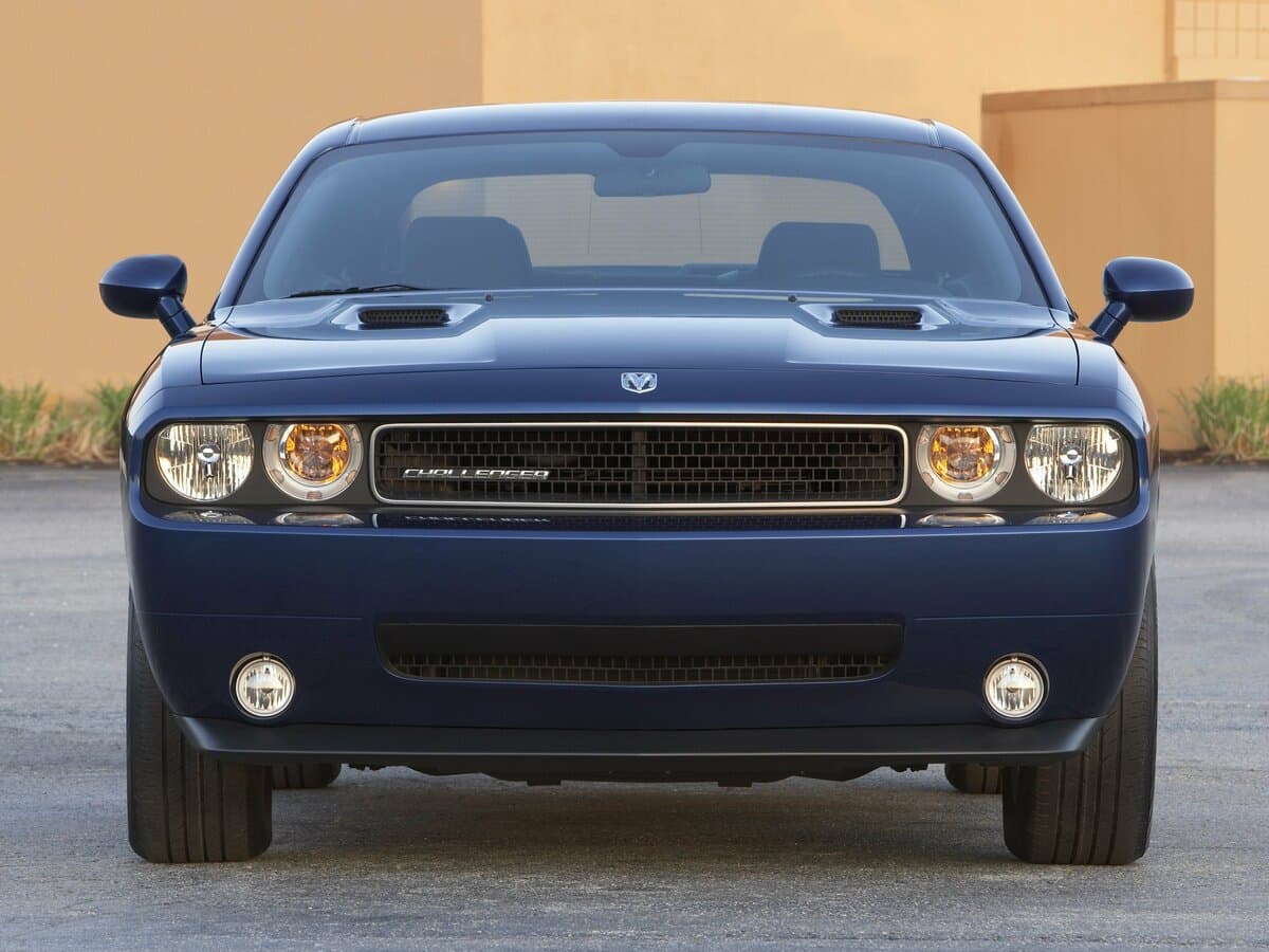Dodge Challenger III — Öndən