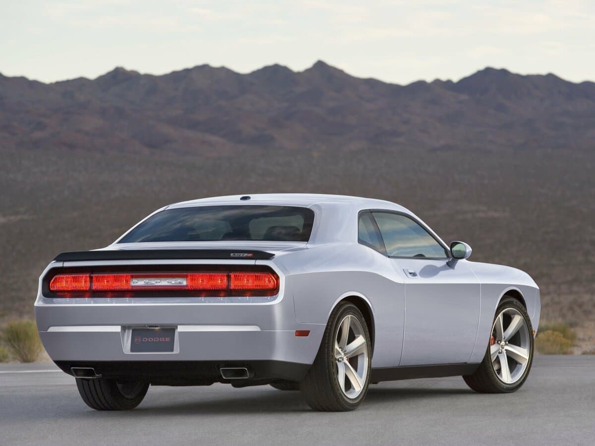 Dodge Challenger III — 3/4 arxadan