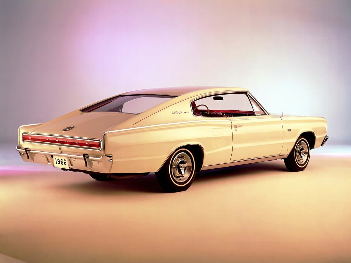 Dodge Charger I — 3/4 arxadan