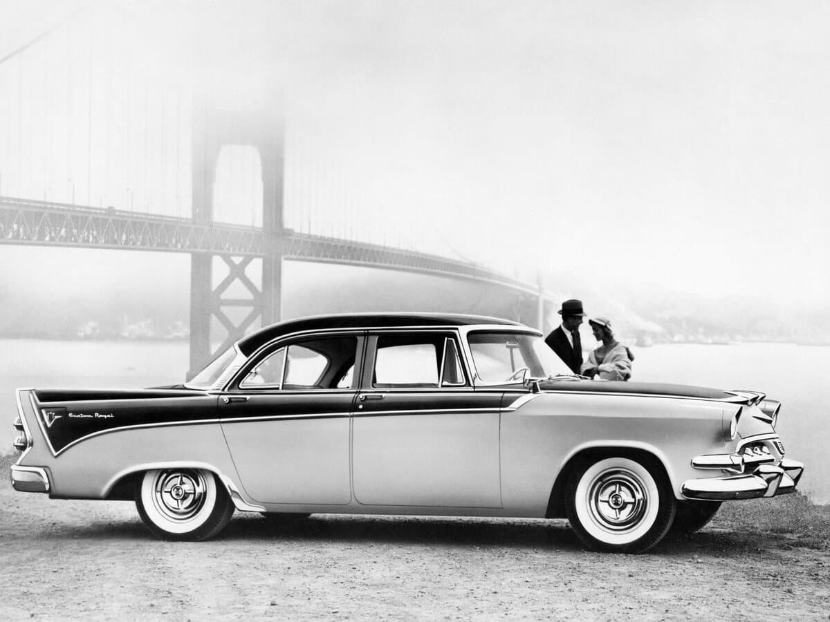 Dodge Custom Royal I — yandan görünüş