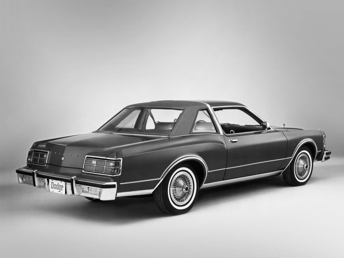 Dodge Diplomat I — 3/4 arxadan
