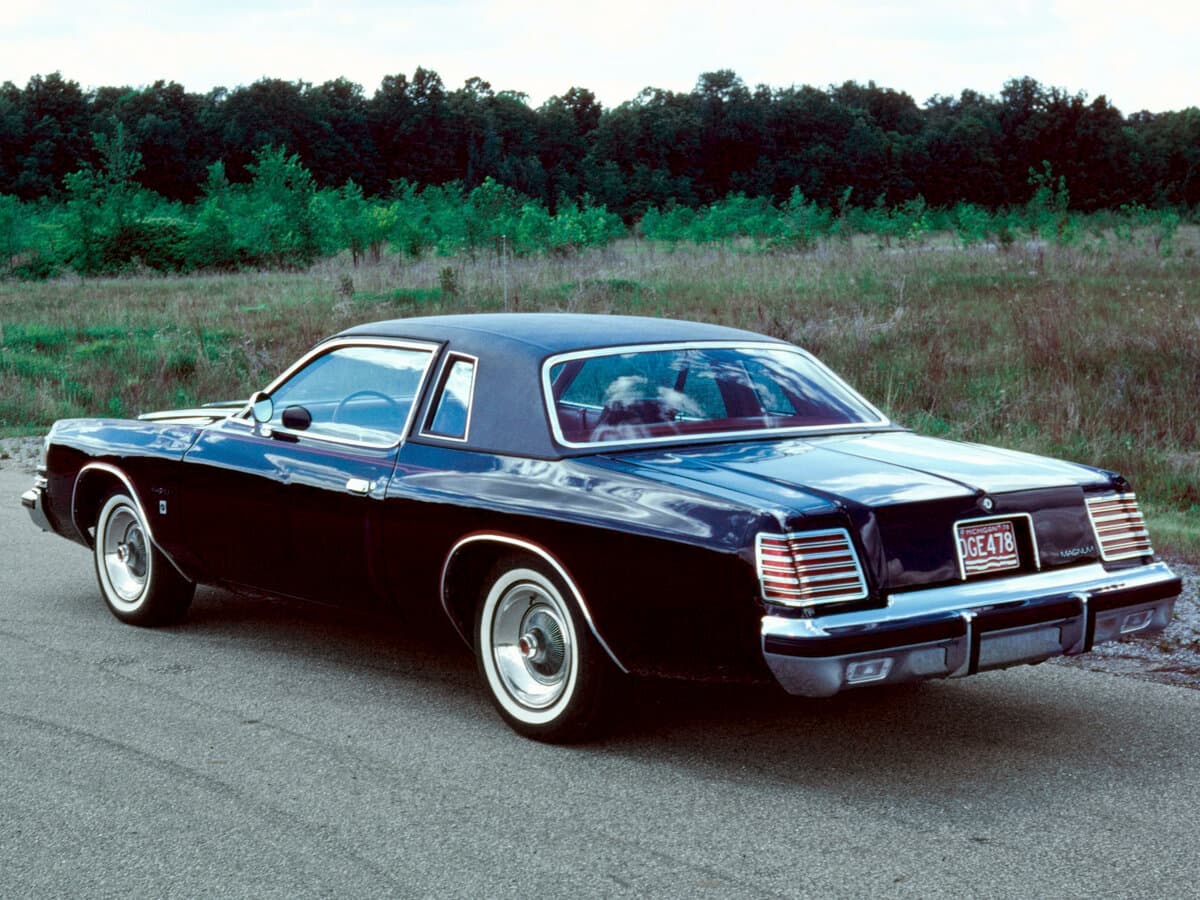 Dodge Magnum I — 3/4 arxadan