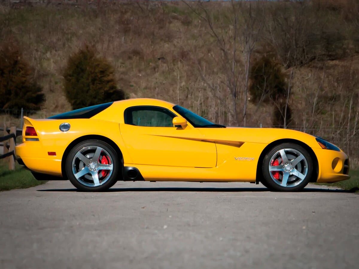 Dodge Viper III — Yandan